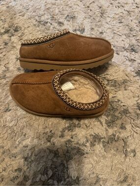 UGG Tan Shearling-Lined Interior Slippers